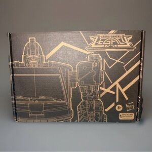 Transformers Legacy Deluxe Class DK-2 Guard 2022 Hasbro New